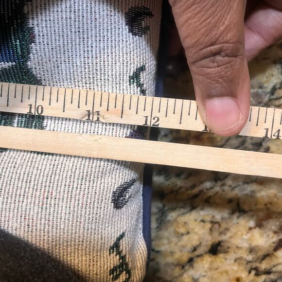 French Cottage House Tapestry Pillow Fall House Throw Grannycore Cottagecore - Picture 4 of 5